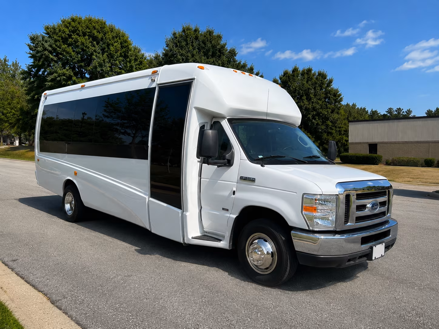 minibus rentals for sky view and mountain crest prom groups across cache valley